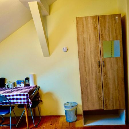 U6 Schoepfwerk Hostel 11 Вена Экстерьер фото