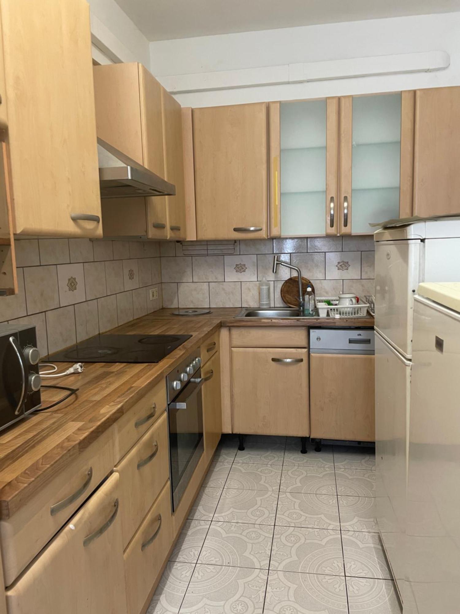 U6 Schoepfwerk Hostel 11 Вена Экстерьер фото