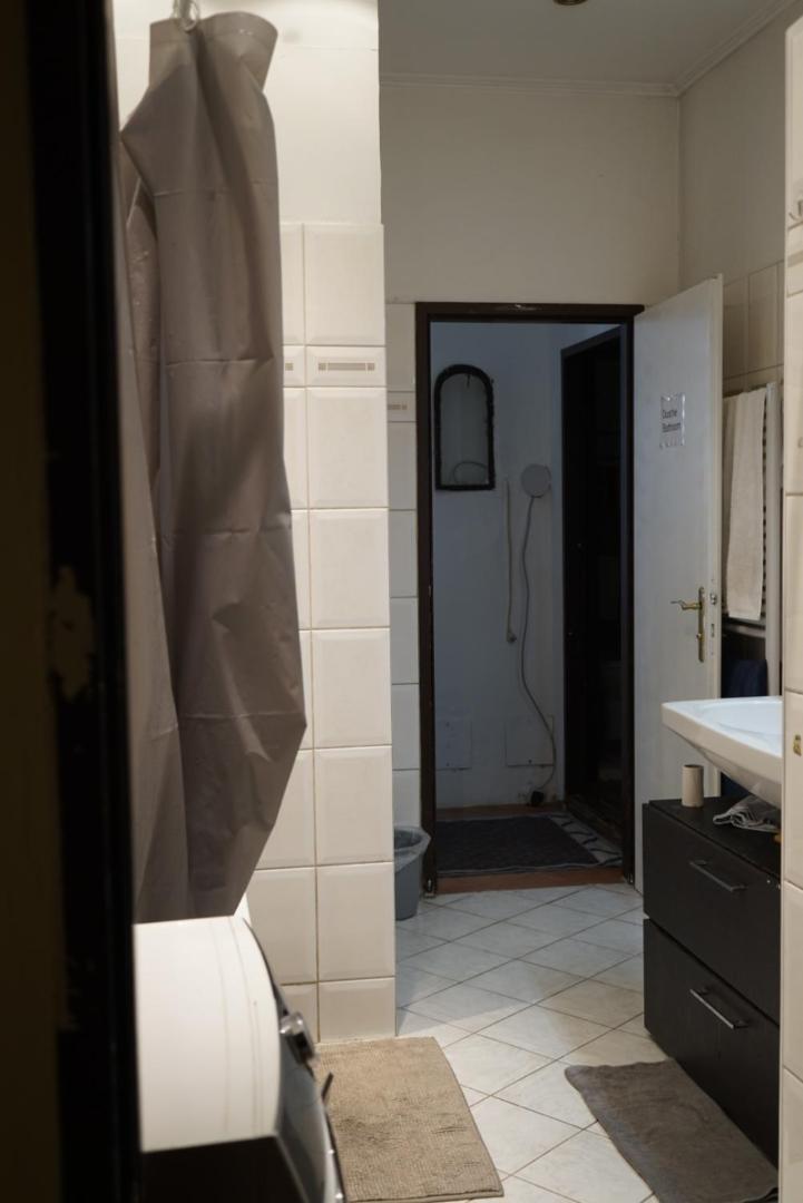U6 Schoepfwerk Hostel 11 Вена Экстерьер фото